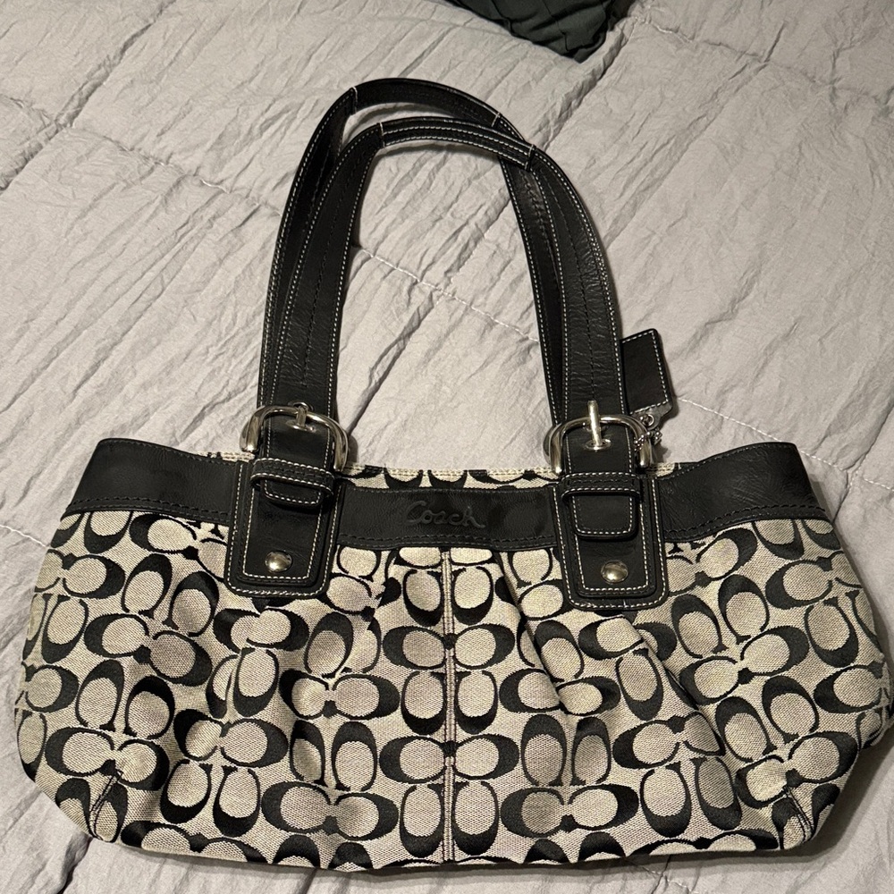 Coach Black and Cream Shoulder Bag